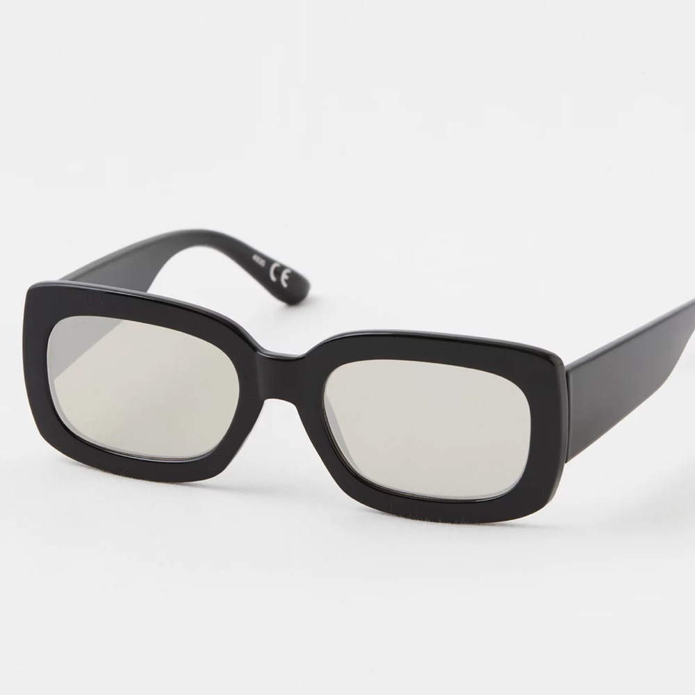 Aerie Getaway Sunglasses